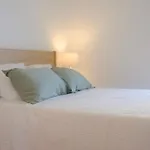 Chez Leela Апартаменты Пуасси
